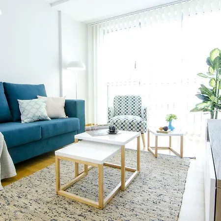 New Downtown Apartment- Great Connections Διαμέρισμα *