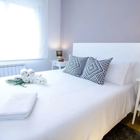 New Downtown Apartment- Great Connections Διαμέρισμα Σαντιάγο ντε Κομποστέλα