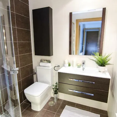 Διαμέρισμα New Downtown Apartment- Great Connections *